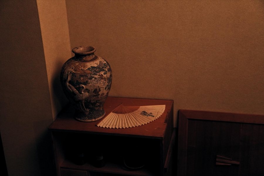 壺と扇